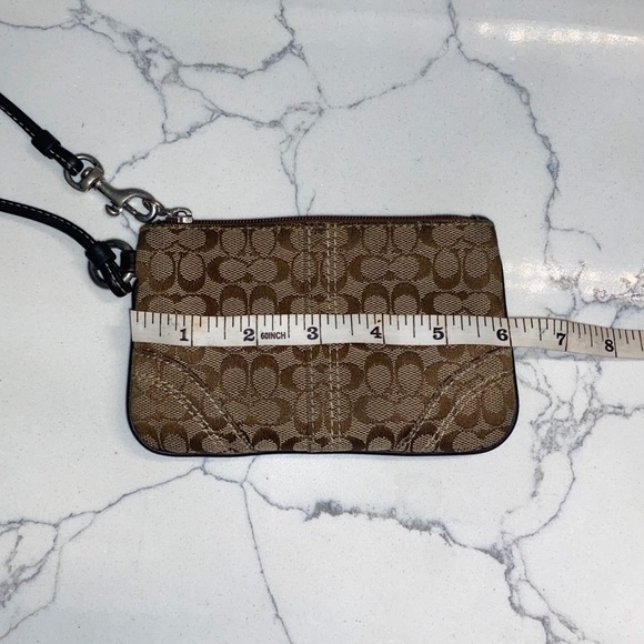 Coach Wristlet - Picture 4 of 6